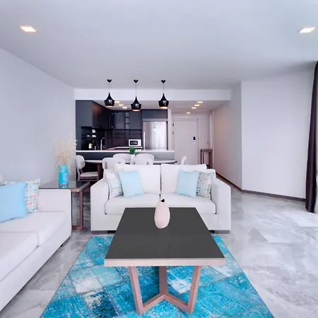 Family Terrace 4* בודרום