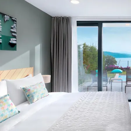 Family Terrace Bed & Breakfast 4*